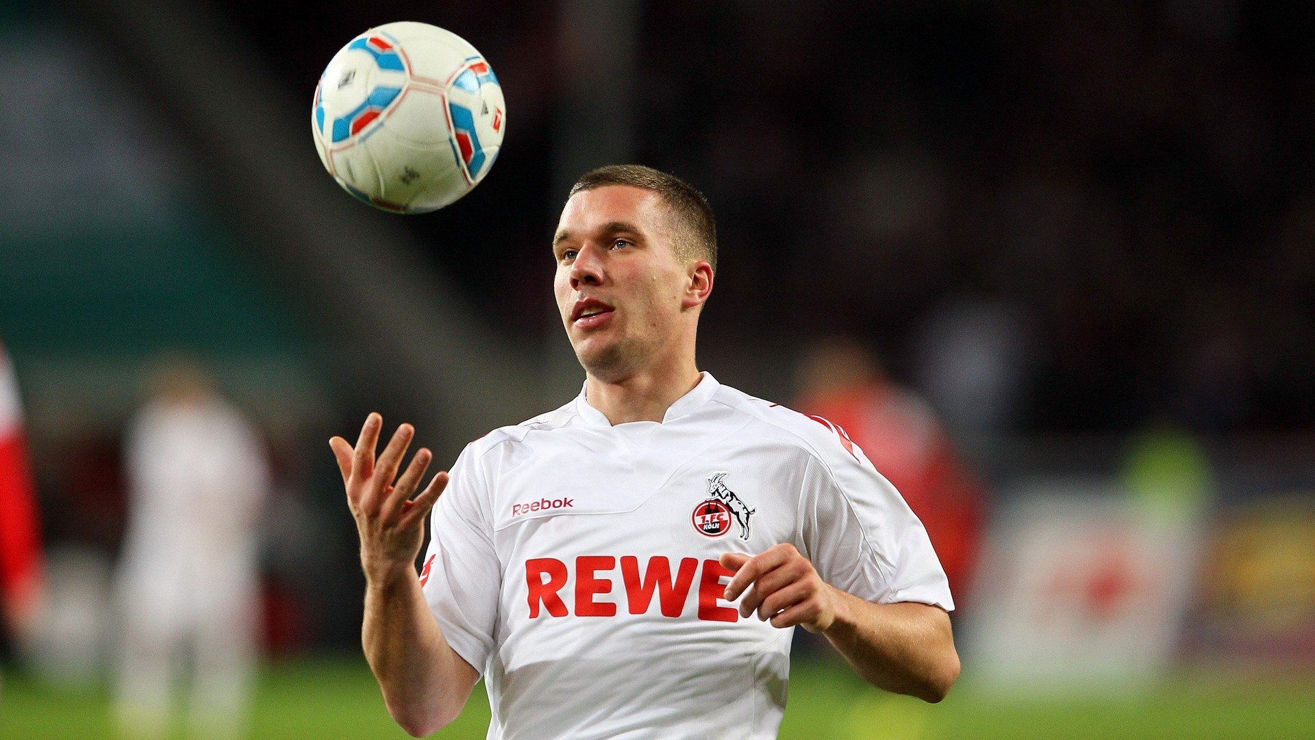 浙江广厦 化学反应逐渐形成